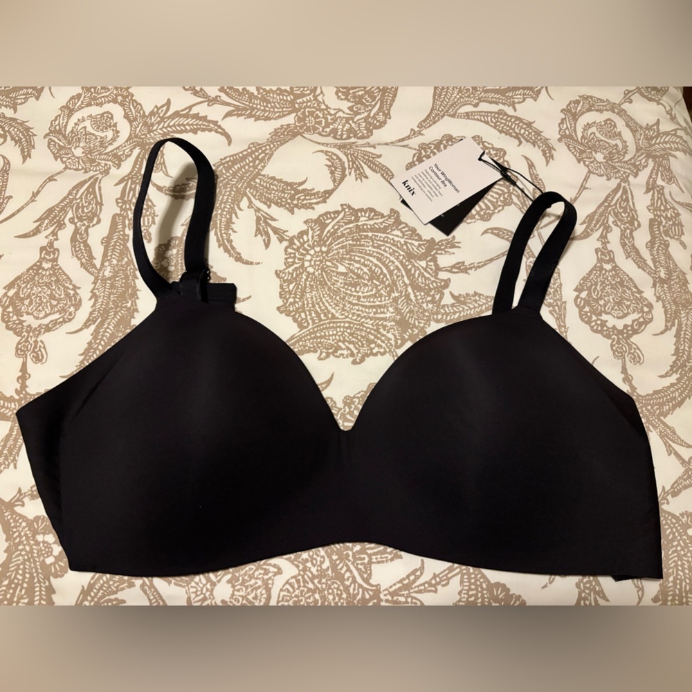 Knix Black Seamless Bra